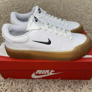 Nike Women’s Court Legacy Lift Platform Shoes FV5526-100, Size 8.5 (New)